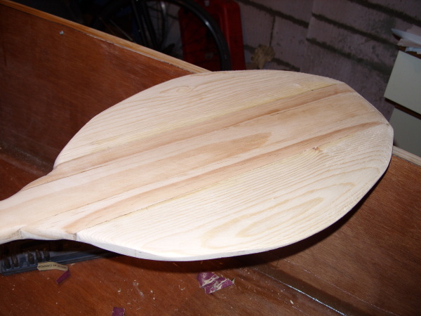 paddle blade shaped
